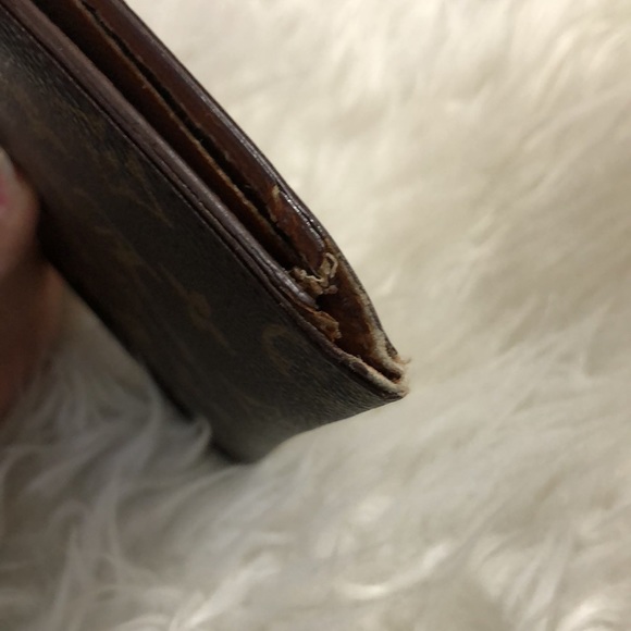 Louis Vuitton Monogram Checkbook Bifold - Picture 5 of 6